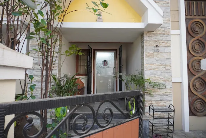 Image of: Professor Academy In Kodambakkam 3