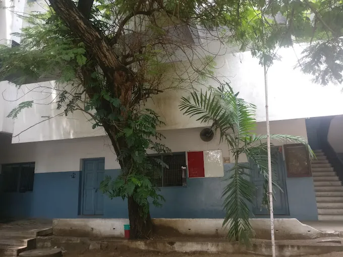Image of: Shakespeare Matriculation School In Vadapalani