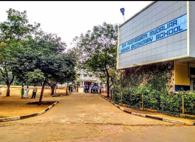 Image of: Sir Ramaswami Mudaliar School In Ambattur
