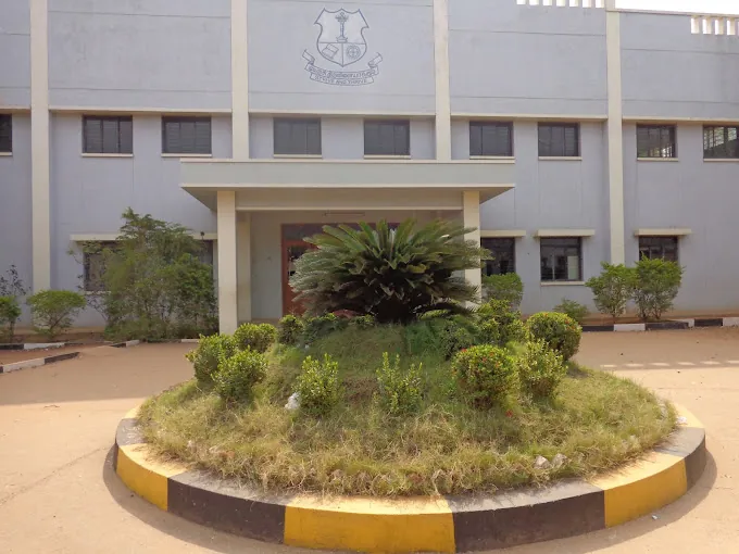 Image of: Sir Ramaswami Mudaliar School In Ambattur 2