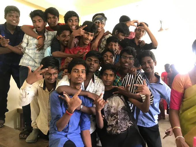 Image of: Sri Visa Matriculation School In Maduravoyal