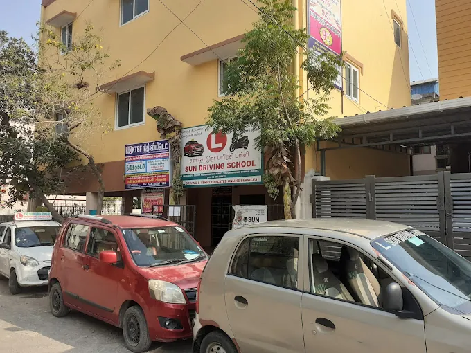 Image of: Sun Driving School In Virugambakkam