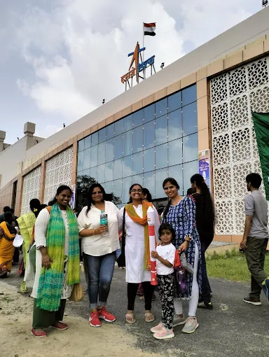Image of: The Alt School In Adyar