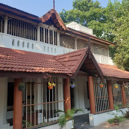 Image of: The Madras Sanskrit College In Mylapore 2