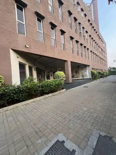 Image of: The Shri Ram Universal School In Perambur 2