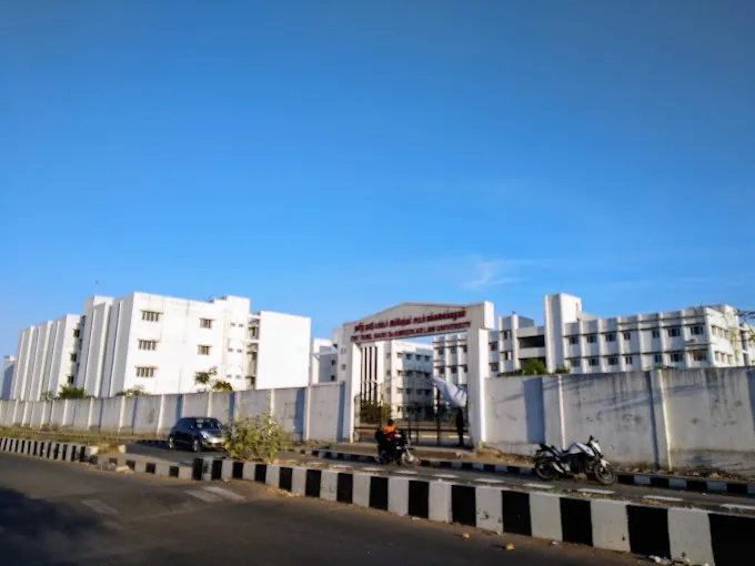Image of: The Tamil Nadu Drambedkar Law University In Perungudi