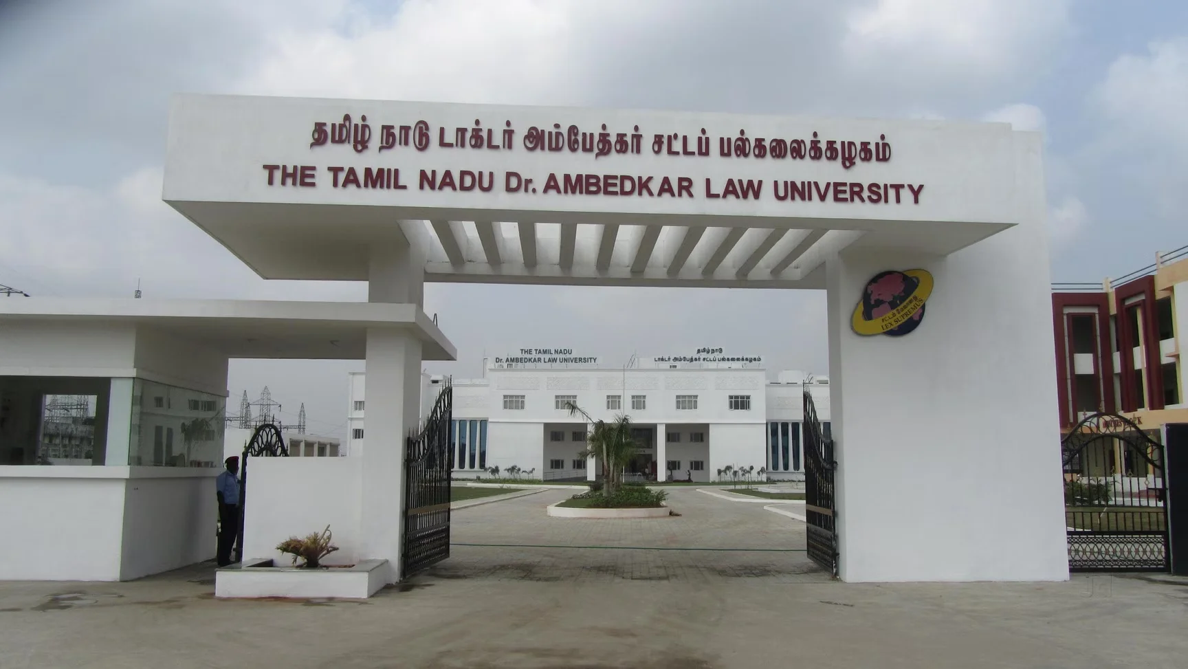 Image of: The Tamil Nadu Drambedkar Law University In Perungudi 3
