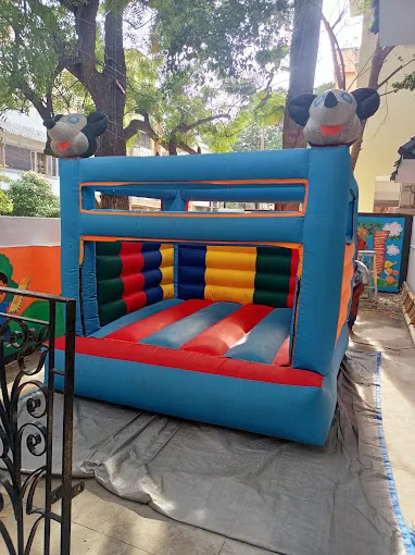 Image of: Tiny Handz Montessori Play School In Virugambakkam