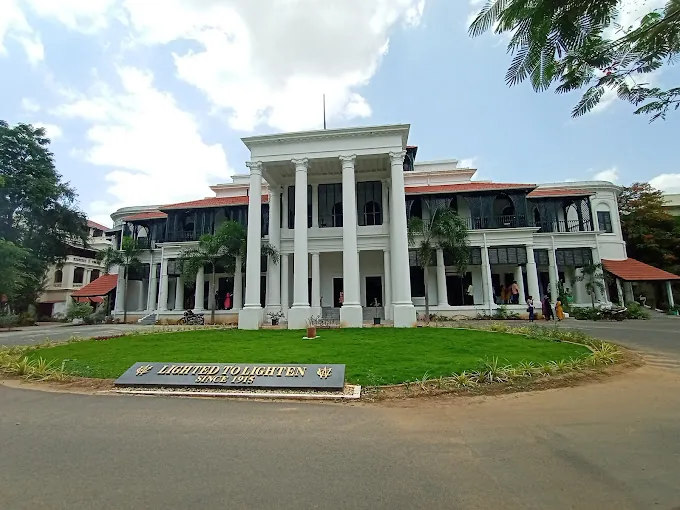 Image of: Womens Christian College In Nungambakkam 2