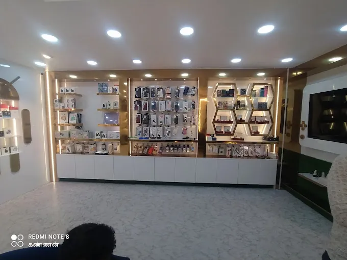 Image of: Electronics Avenue in Kodambakkam