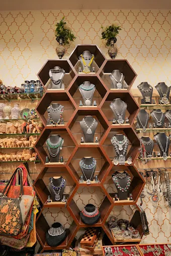 Image of: Crafts Lane In Velachery 6
