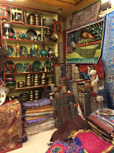 Image of: Earth Arts Emporium Government Registered In Triplicane 6