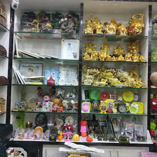 Image of: Mahalaxmi Gift Palace In George Town 4