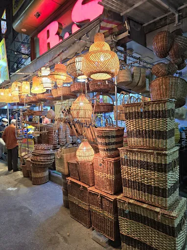 Image of: Rs Shopping Centre In Adyar 3
