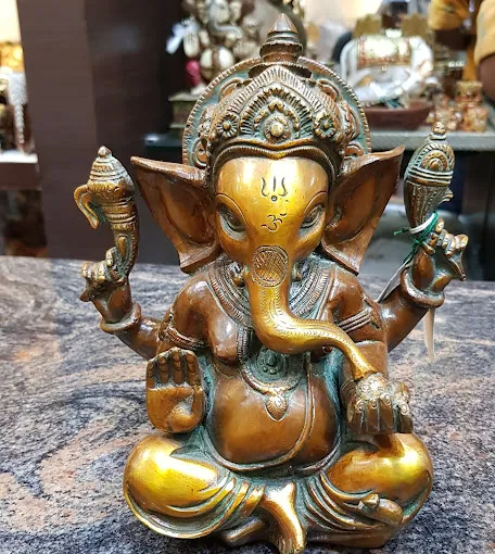 Image of: Sculpture In Velachery
