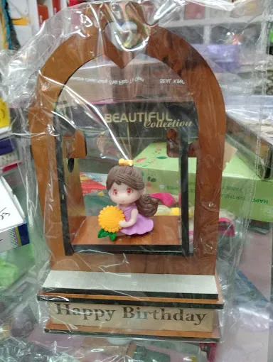 Image of: Shes Gift In George Town 3
