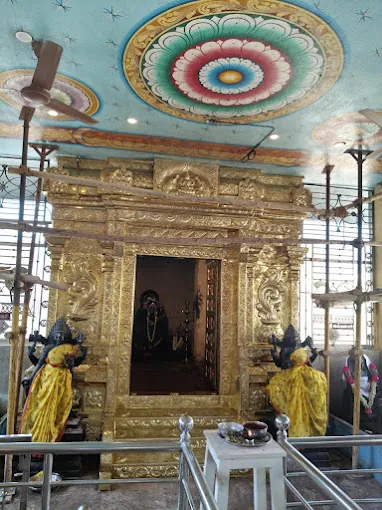 Image of: Srirangam Bronze Gallery In Nanganallur