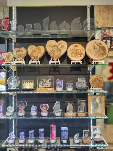 Image of: 3D Crystal Gifts In Nungambakkam 2