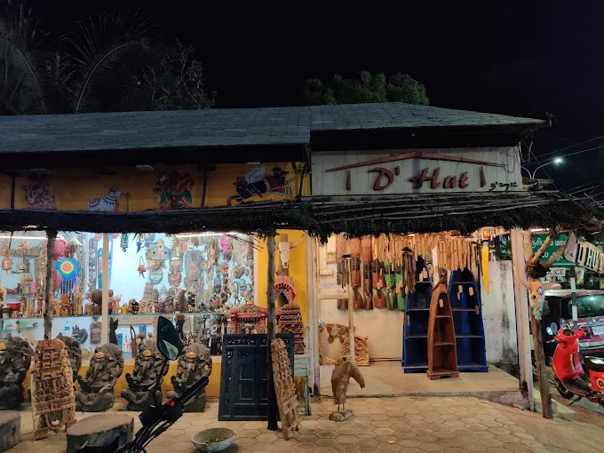Image of: Wood Hub Gift And Art In Thiruvanmiyur