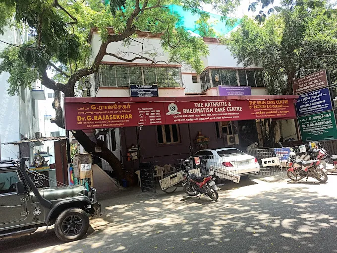 Image of: 𝗗𝗿 𝗦𝗼𝗺𝗮 𝗦𝘂𝗻𝗱𝗮𝗿 𝗦 Best In Ashok Nagar