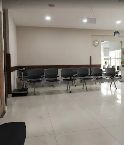 Image of: Dr Malar Nisha R Consult In T Nagar 3