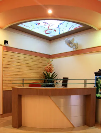 Image of: Faizee Dental Care In Adyar 6