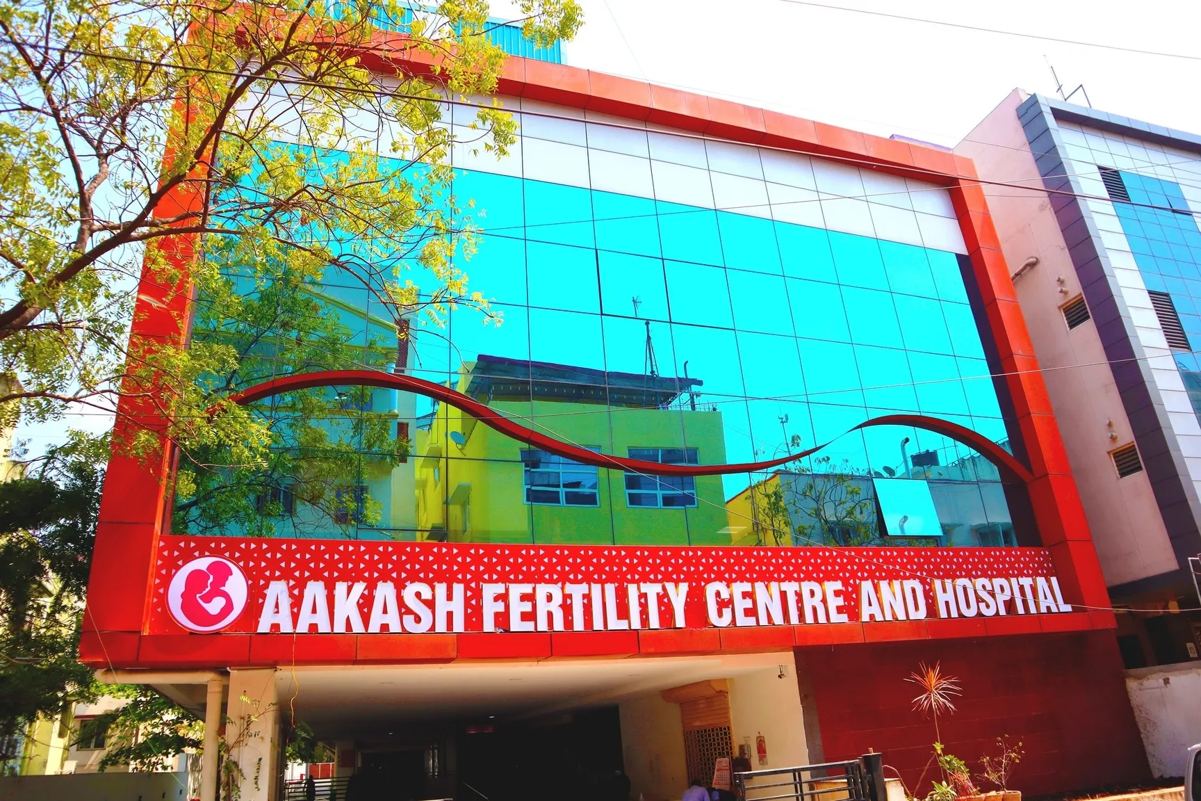 Image of: Aakash Fertility Centre And Hospital In Vadapalani