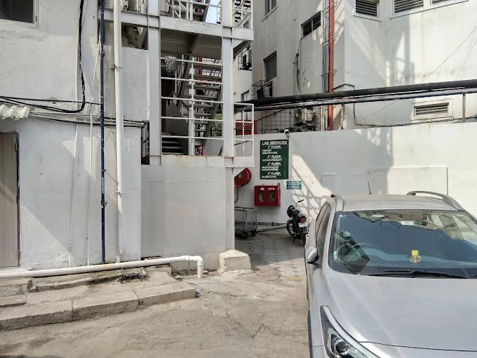 Image of: Apollo Speciality Hospital In Alwarpet