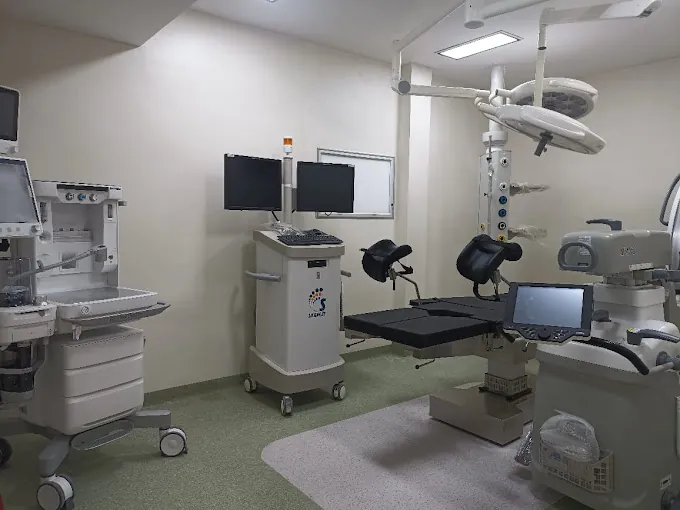 Image of: Cadence Hospitals In Kodambakkam 6