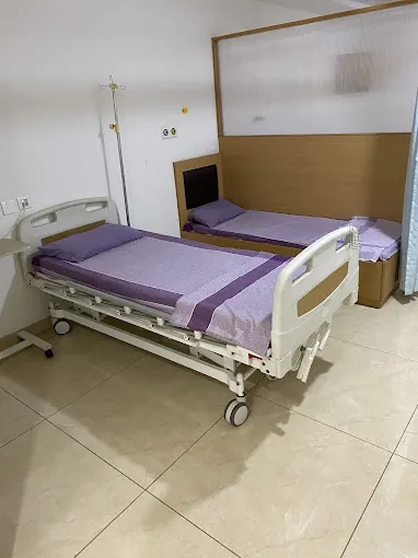 Image of: Curi Hospital In Thoraipakkam 3