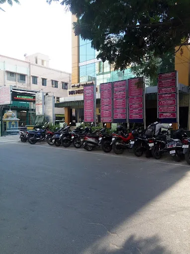 Image of: M R Hospitals In Aminjikarai