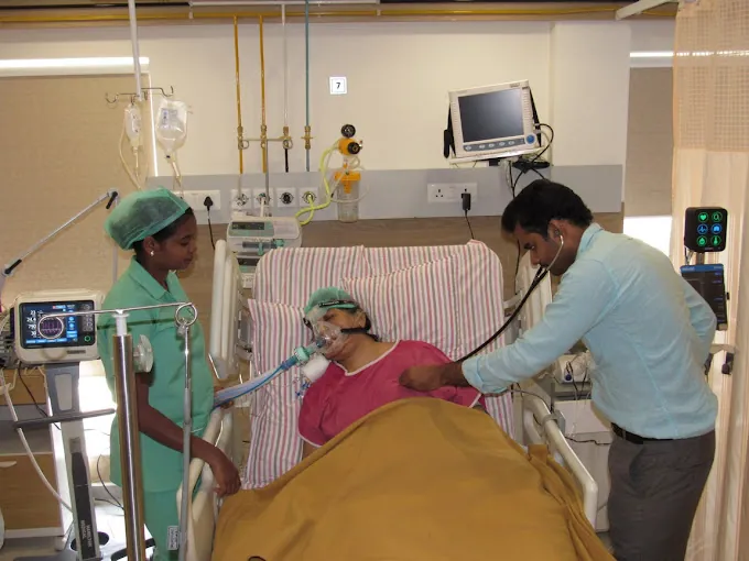 Image of: Oxymed Hospital In Nandanam