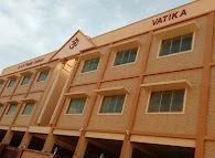 Image of: Dav Mat Hig Sec School In Mambalam