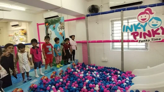 Image of: Inky Pinky School Time In Virugambakkam 4