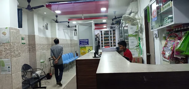 Image of: Kottakkal Arya Vaidhya Sala In Aminjikarai 3