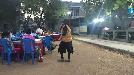 Image of: Library Madras School Of Economics In Kotturpuram 3