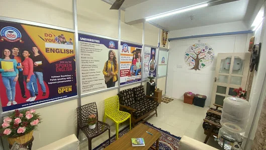 Image of: Sri Venkateshwara Open School In Valasaravakkam 2