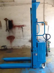 Image of: Aditiya Machines Manufacturers Of Hydraulic In Avadi