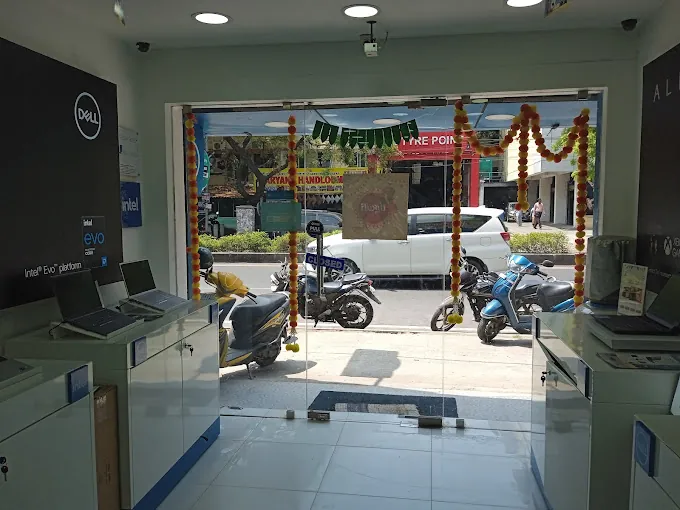 Image of: Dell Exclusive Store in Anna Nagar 2
