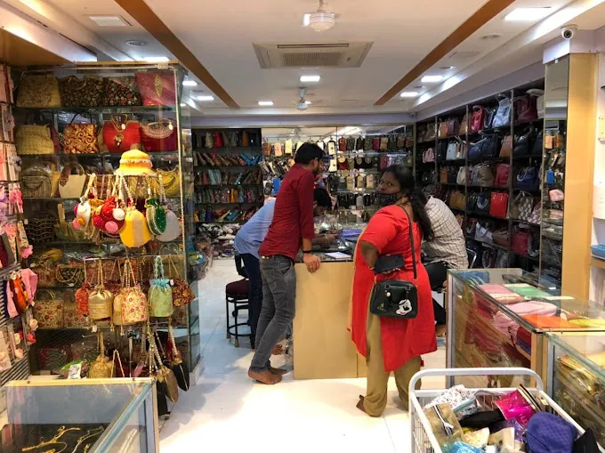 Image of: Jewel Palace in George Town 4