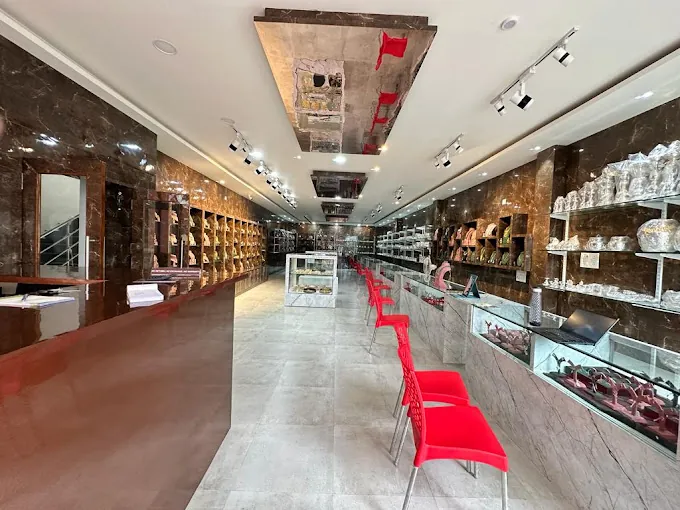 Image of: Krisa Jewellery Boutique in Chennai 5
