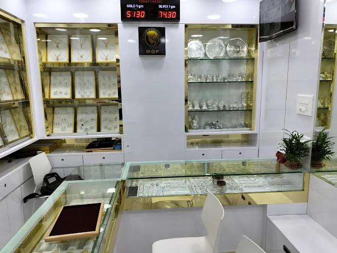 Image of: Maina Gold Palace in Mambalam 5