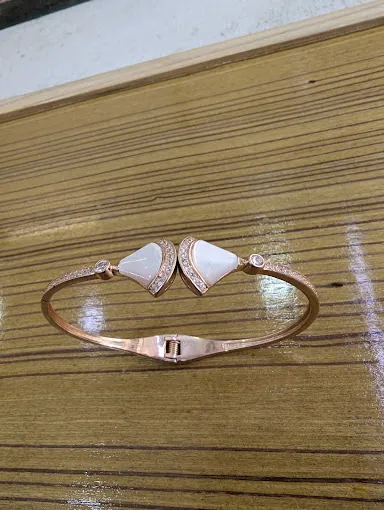 Image of: R B Goldhouse in Chennai 3