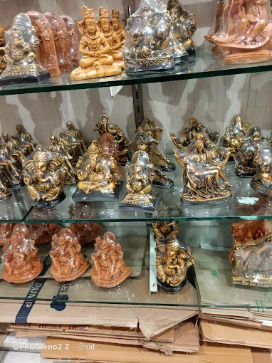 Image of: Saravana Stores Gold Palace And Textiles in Mambalam 7