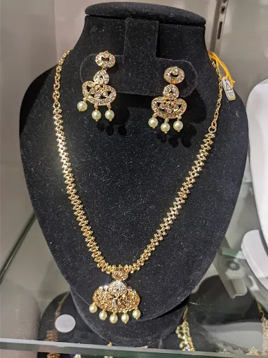 Image of: V2 Fashion in Virugambakkam 6