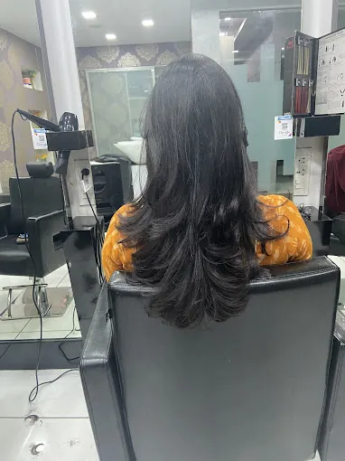 Image of: Essensuals By Toni And Guy Hairdressing in Chennai