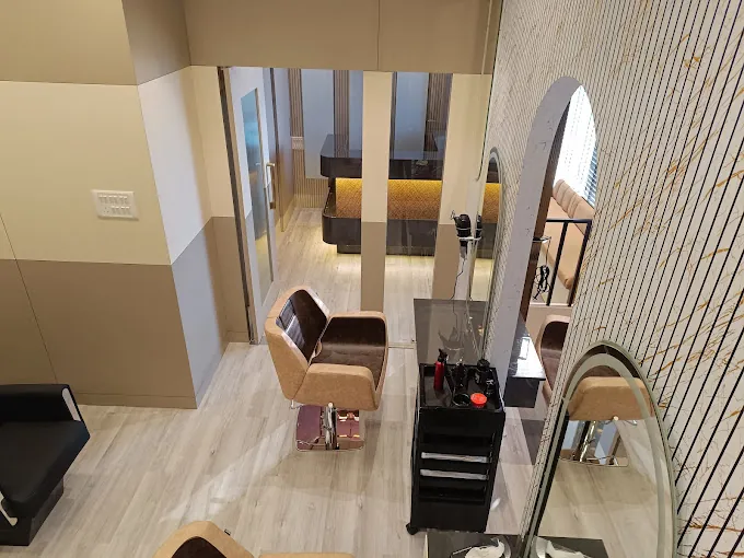 Image of: Furbe Unisex Salon in Chennai 3