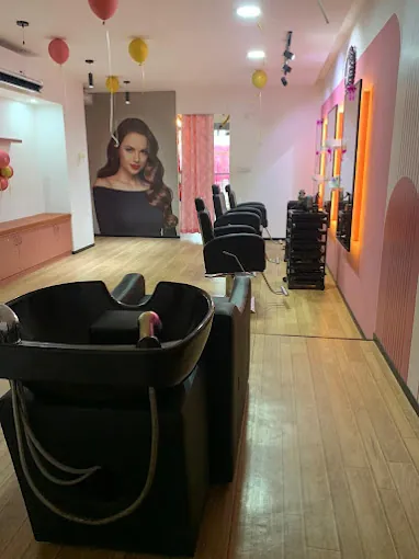 Image of: Fusion Trendsunisex Hair And Style Salon in Chennai 4