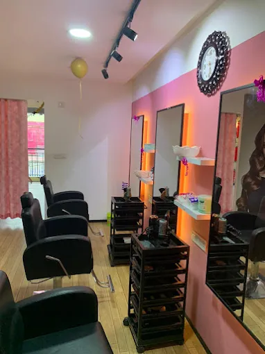 Image of: Fusion Trendsunisex Hair And Style Salon in Chennai 7