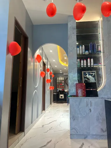 Image of: Studieo7 Signature Lounge Luxury Unisex Salon in Chennai 3